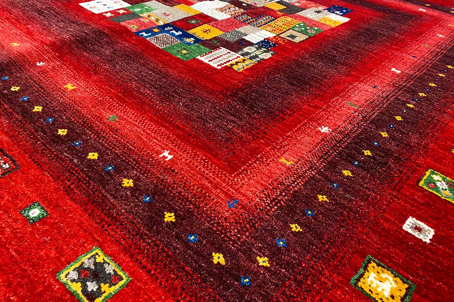 Gabbeh (238x172cm) - German Carpet Shop