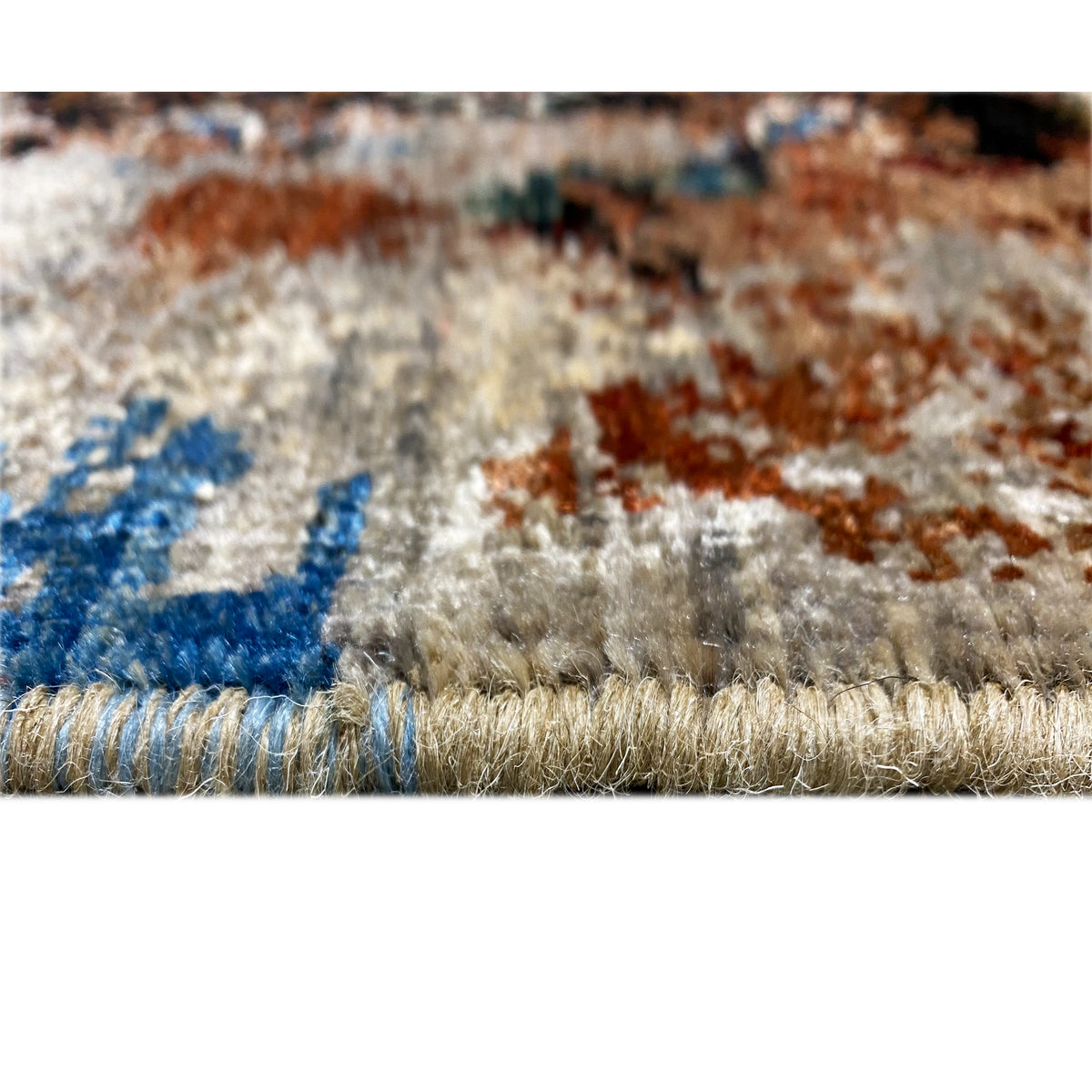 Mamluk-tapijt 184x124 cm close-up: pool en afgewerkte rand met blauwe accenten