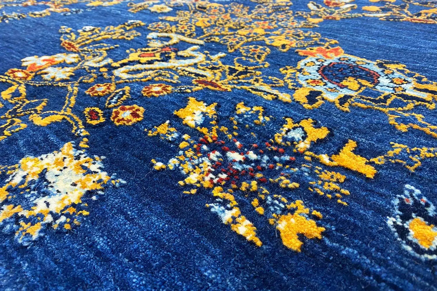 Gabbeh - Lori (241x294cm) - German Carpet Shop