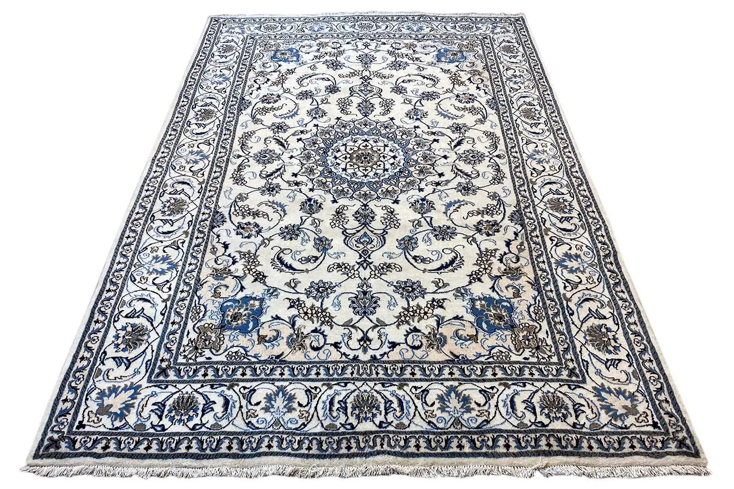 Nain (290x197cm) - German Carpet Shop