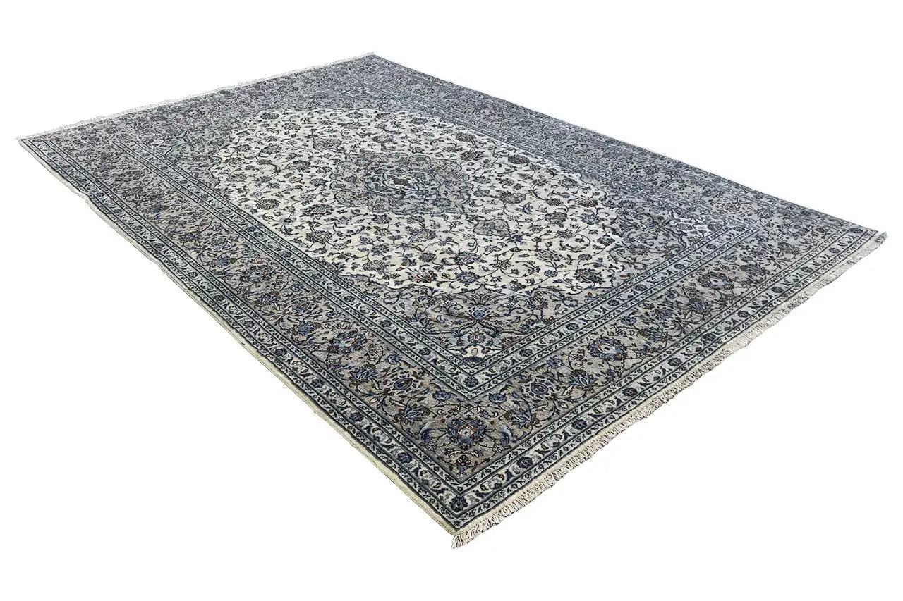 Keshan - Beige (349x242 cm) - German Carpet Shop