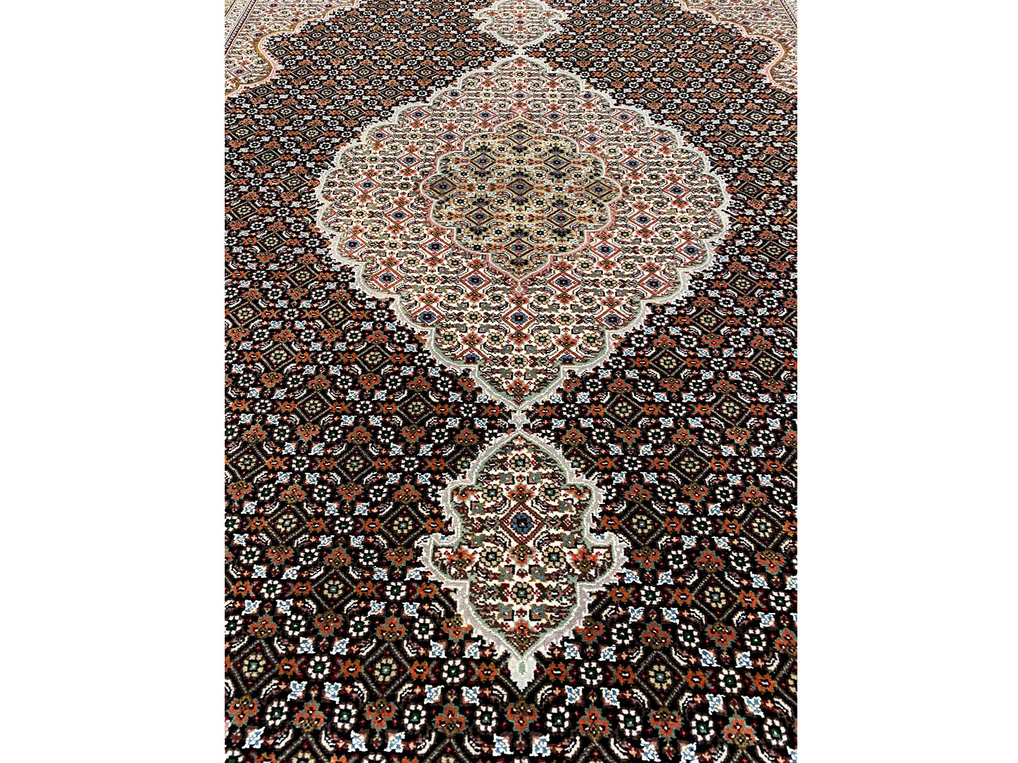 Indo Täbriz Tapijt - (241x175 cm)