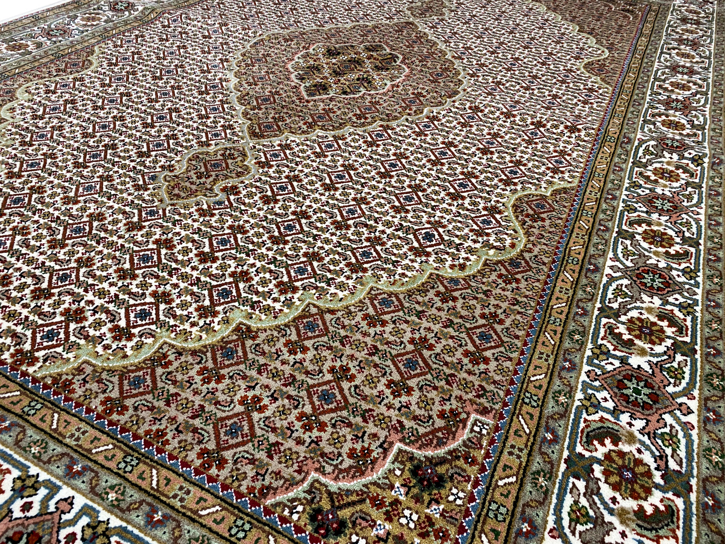 IndoTabriz-Teppich-14-9 - German Carpet Shop