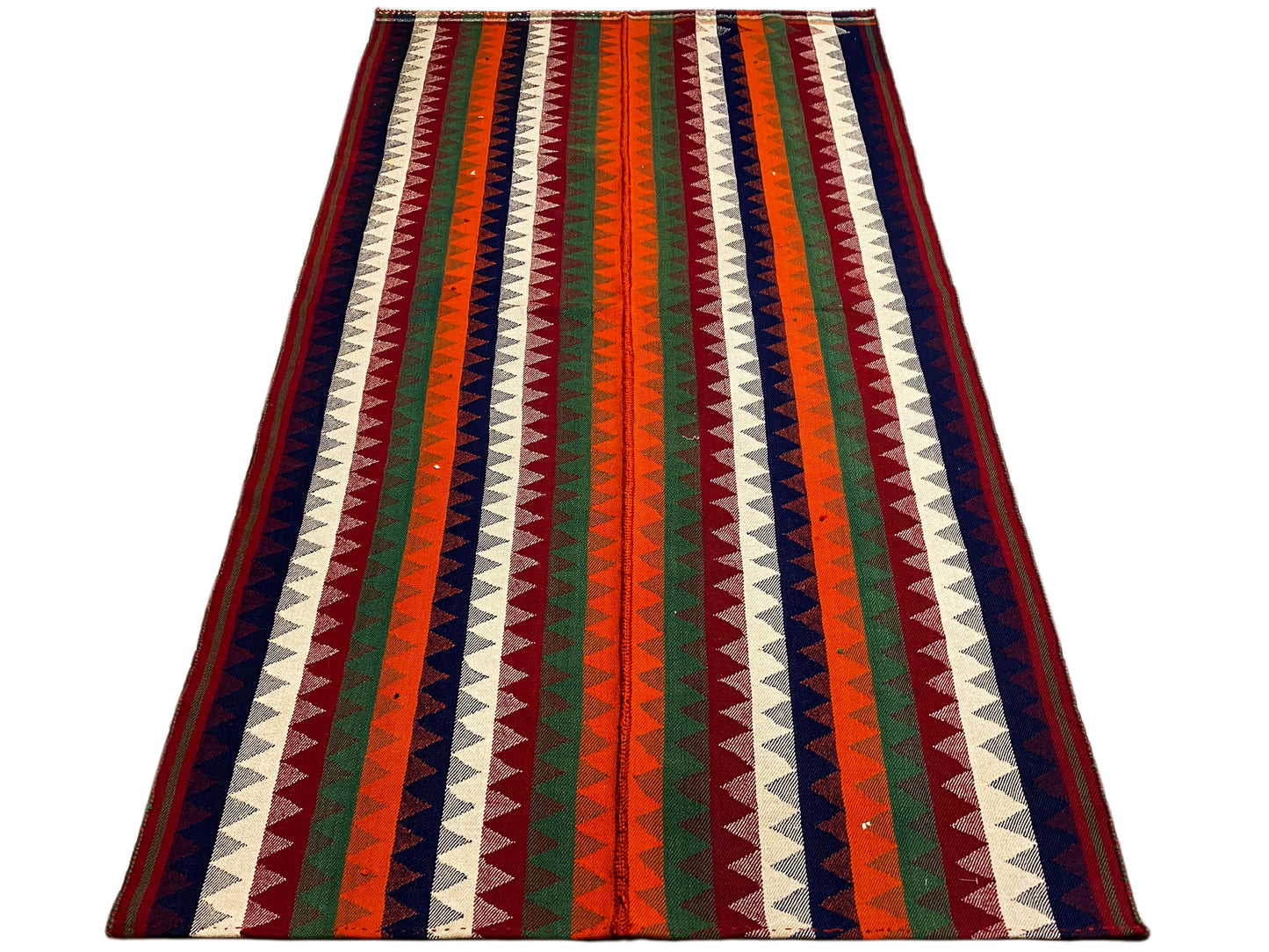 Esszimmer farbiger Jajim Teppich aus Wolle im traditionellen Zickzack-Design