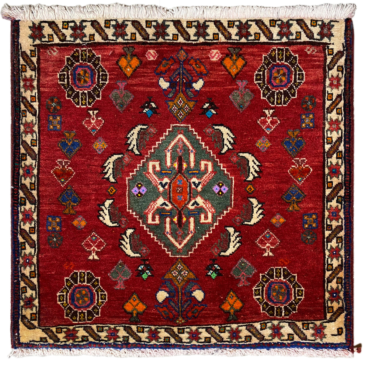 Poshti-tapijt 58x57 cm, rood handgeknoopt tapijt met geometrisch patroon en franjes