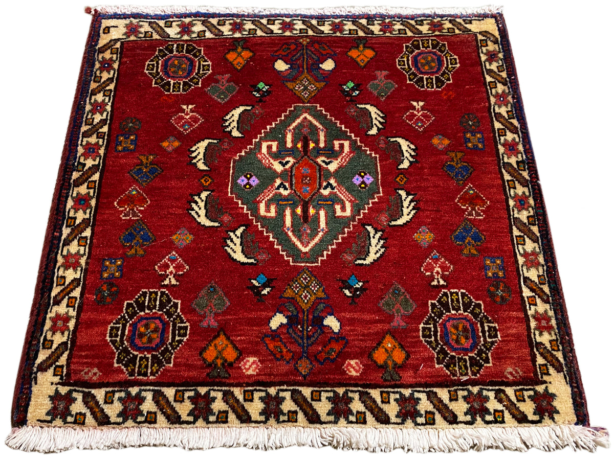 Poshti-tapijt 58x57 cm, rood tapijt met medaillonpatroon en veelkleurige accenten