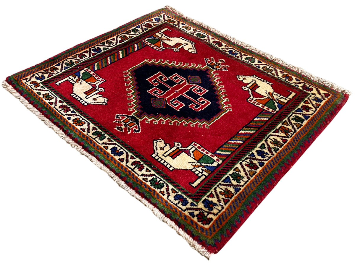 Poshti-tapijt 58x68 cm, rood tapijt met geometrisch binnenpatroon en randversiering