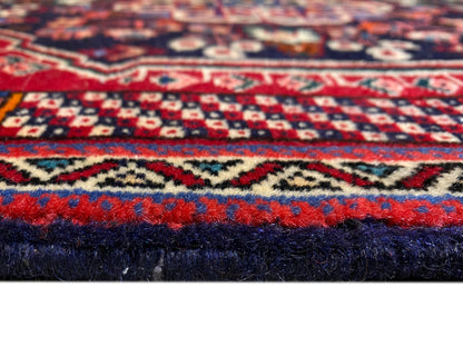 Poshti-tapijt 66x63 cm Detail van de rand: donkerblauwe pool met rode accenten