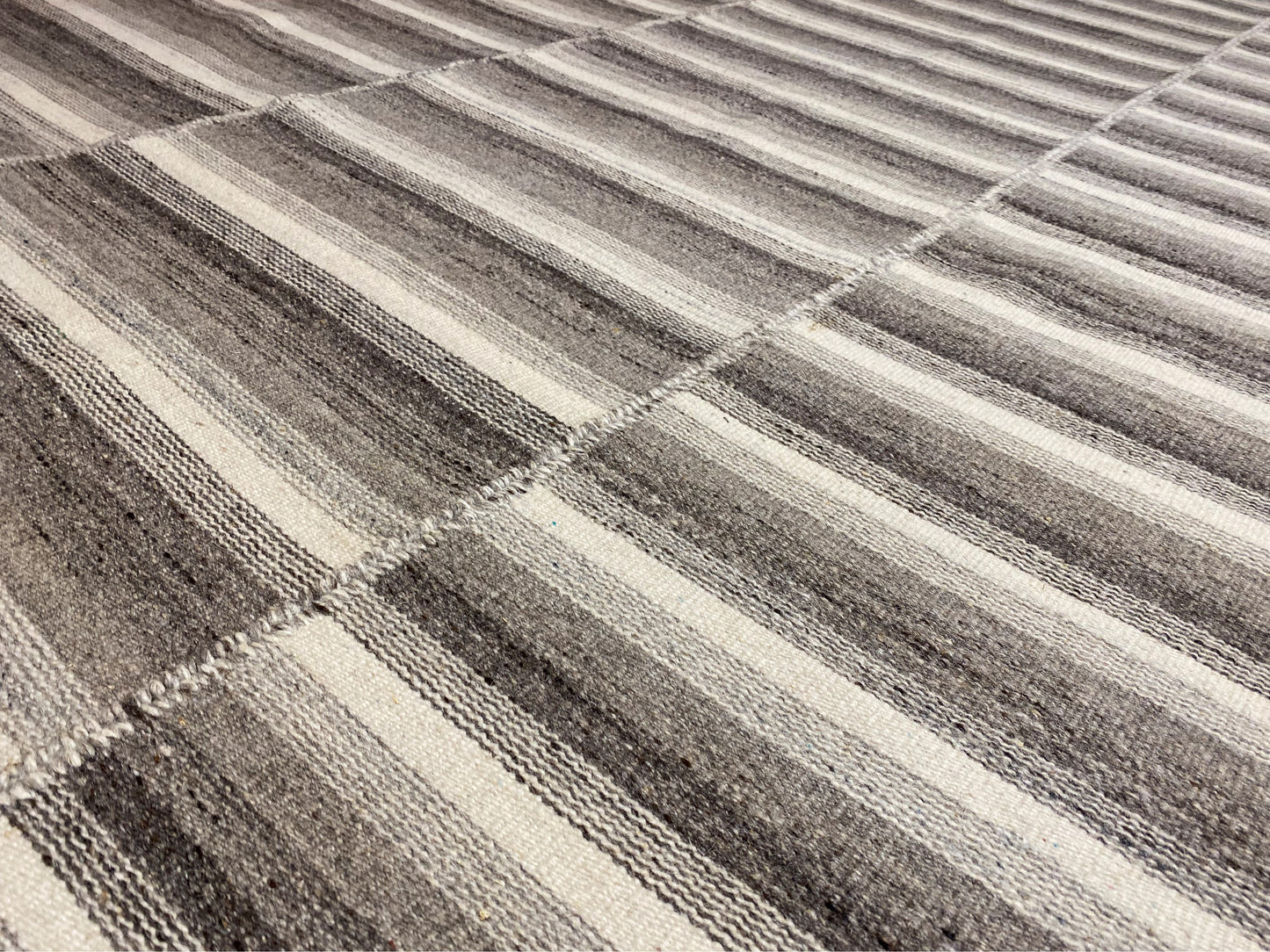 Kelim Teppich - 150x240 cm