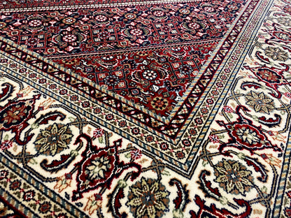 Perser Teppich Bidjar floral geometrisch gemustert in Rot Creme