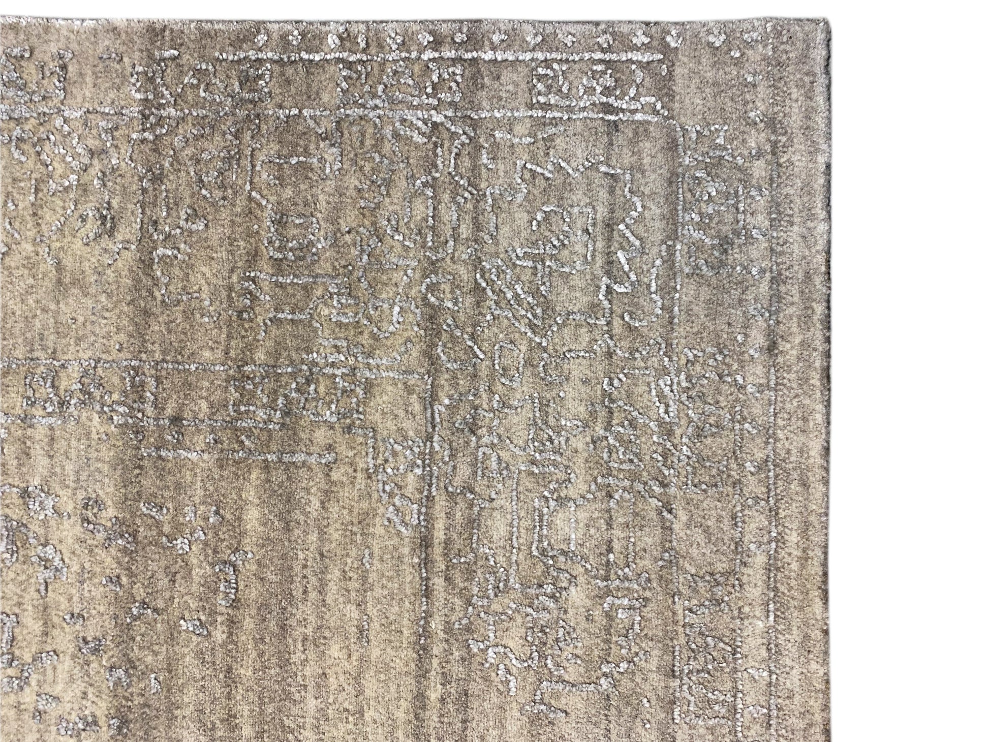 Eleganter moderner Teppich in warmen Naturtönen